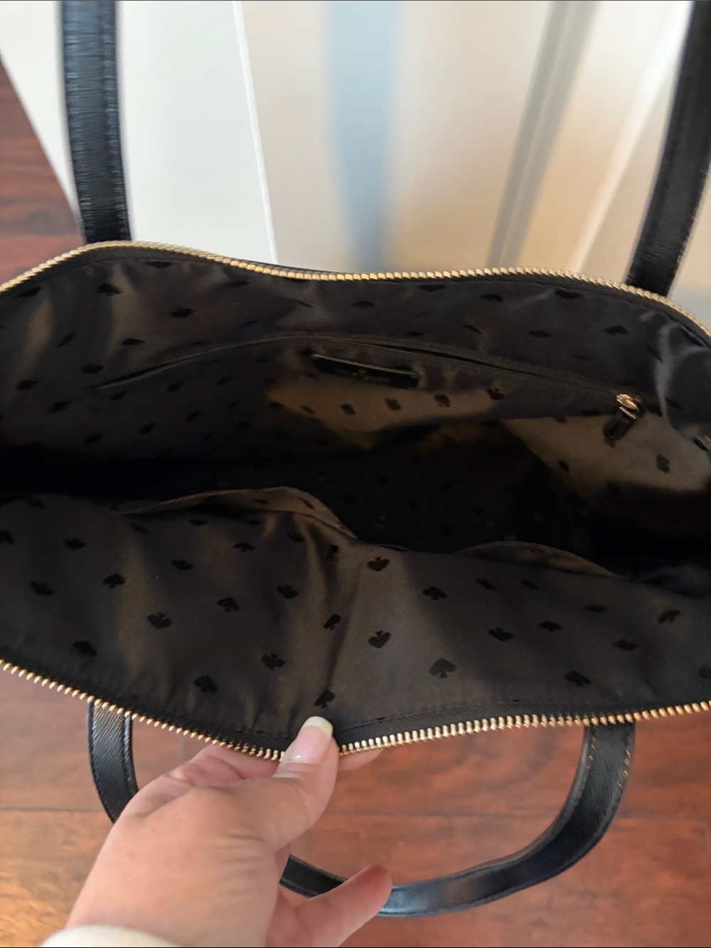 kate spade black tote with logo trim - Picture 3 of 3